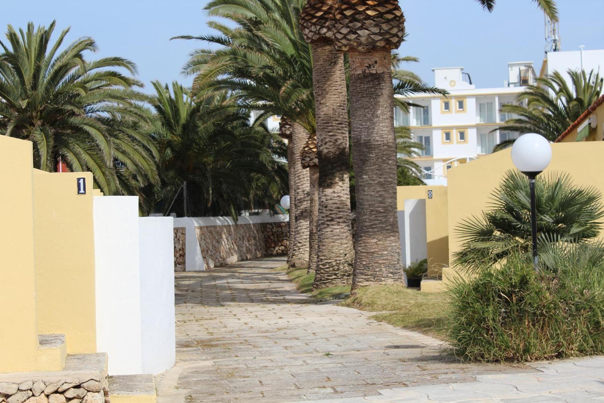 Апартаменти Apartamento Con Piscina En Ciudadela, Cala En Blanes Cala'N Blanes  Екстер'єр фото